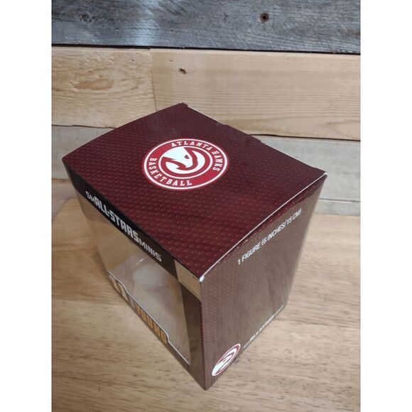 NEW Trae Young #11 Atlanta Hawks Red Jersey 6 inch NBA smALL-STARS Minis - Picture 4 of 4